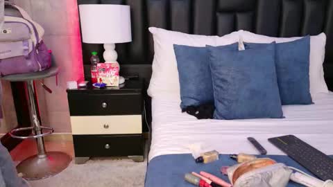 Mia Sweetth online show from 10/13/25, 07:25