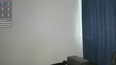 Snapshot of miasweetti chatting on 06/05/26, 06:52 Mia online show from 06/05/26, 06:52