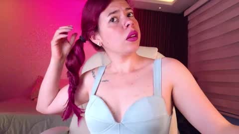 Snapshot of miatorres4 chatting on 02/18/26, 11:39 miatorres4 online show from 02/18/26, 11:39