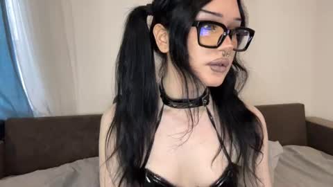 Mia online show from 06/29/26, 09:48