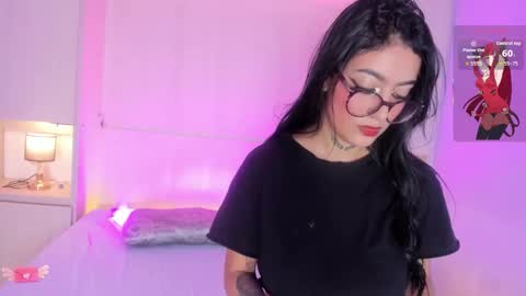Snapshot of miaturnerr_ chatting on 01/17/26, 11:59 miaturnerr_ online show from 01/17/26, 11:59