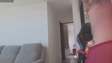 Mia online show from 07/28/26, 02:46