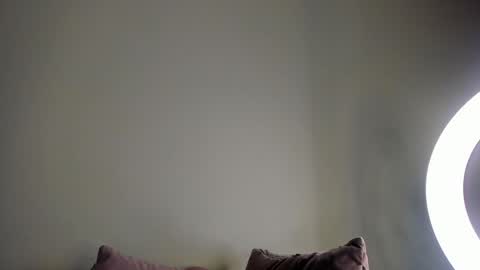 Mia Villalobos online show from 12/20/24, 11:10