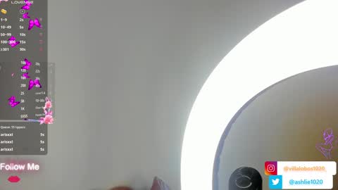 Mia Villalobos online show from 12/26/24, 10:16