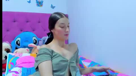  Chloe  online show from 06/30/26, 08:32