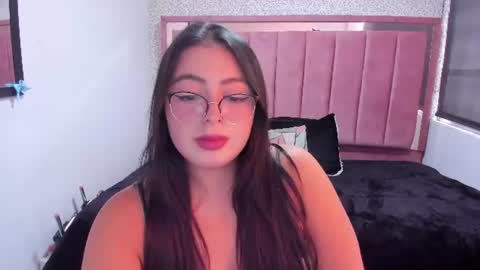 M I A W I L S online show from 07/14/26, 07:41