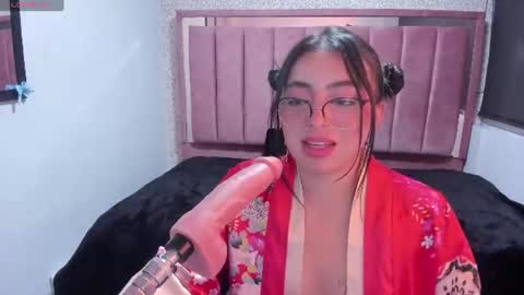 M I A W I L S online show from 07/19/26, 07:34