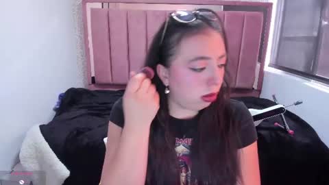 M I A W I L S online show from 07/25/26, 07:44