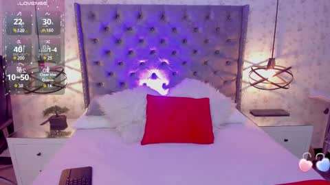 Snapshot of miawinx chatting on 03/05/25, 10:21 Mia winx online show from 03/05/25, 10:21