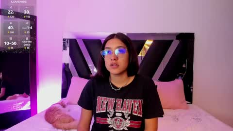 Snapshot of miayiron chatting on 05/27/26, 12:35 MiaIron online show from 05/27/26, 12:35