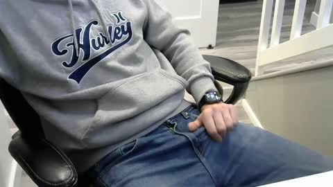 Snapshot of mic6969mic chatting on 01/28/25, 04:08 mic6969mic online show from 01/28/25, 04:08