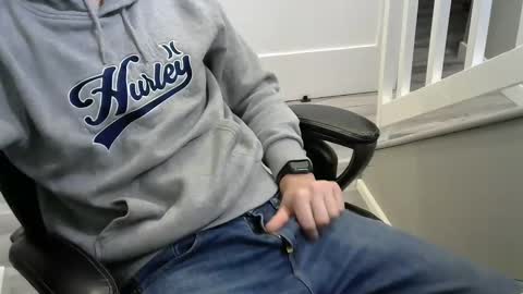 Snapshot of mic6969mic chatting on 02/25/25, 04:42 mic6969mic online show from 02/25/25, 04:42