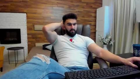 MicahLane online show from 11/24/25, 05:29