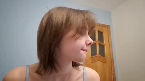 Luna online show from 10/09/25, 02:26