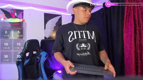 Snapshot of michael_ironlust_ chatting on 10/17/25, 02:37 Michael online show from 10/17/25, 02:37