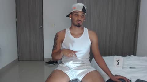 Snapshot of michael_jordanx chatting on 12/16/24, 04:45 Angel online show from 12/16/24, 04:45