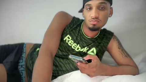 Snapshot of michael_jordanx chatting on 01/25/25, 12:17 Angel online show from 01/25/25, 12:17