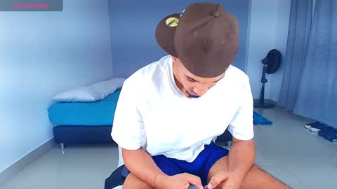 Snapshot of michael_jordanx chatting on 01/28/25, 11:50 Angel online show from 01/28/25, 11:50