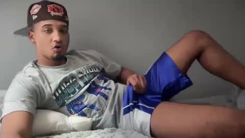 Snapshot of michael_jordanx chatting on 02/12/25, 04:55 Angel online show from 02/12/25, 04:55