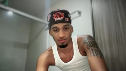 Snapshot of michael_jordanx chatting on 03/04/25, 04:20 Angel online show from 03/04/25, 04:20