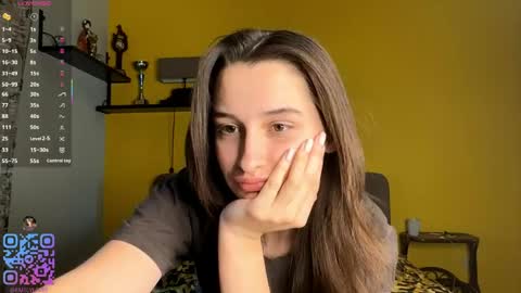 Emily online show from 06/07/26, 01:37