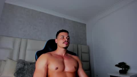 Michael online show from 11/09/25, 07:17