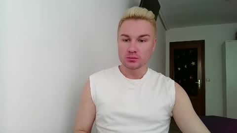 Snapshot of michael_sexdevil chatting on 05/18/26, 08:31 michael_sexdevil online show from 05/18/26, 08:31