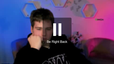 Snapshot of michael_strong_ chatting on 12/04/25, 09:51 Your Michael online show from 12/04/25, 09:51