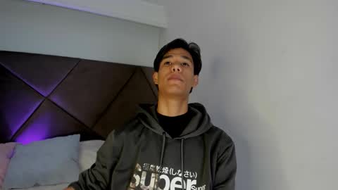 michael_vidal online show from 11/01/25, 06:32