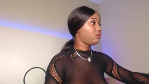 Snapshot of michaelacox chatting on 02/07/26, 02:54 Michel online show from 02/07/26, 02:54