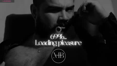 Snapshot of michaelbear_ chatting on 11/16/25, 12:33 Michael online show from 11/16/25, 12:33