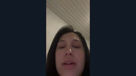 Milana online show from 06/10/26, 05:34