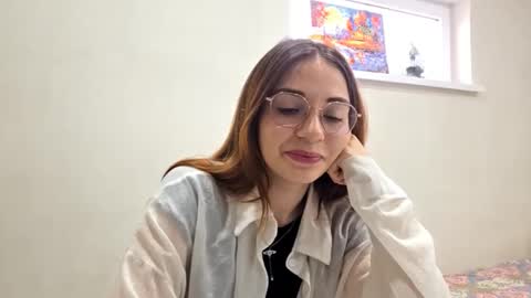 Chloe online show from 10/26/25, 12:44