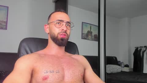 MichaelEvansx online show from 01/10/25, 10:04