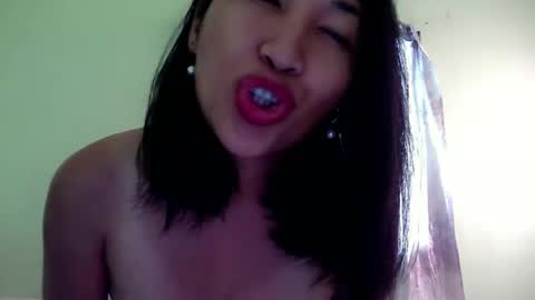 My name is Kel 18. 53 short and petite... online show from 12/11/24, 01:15
