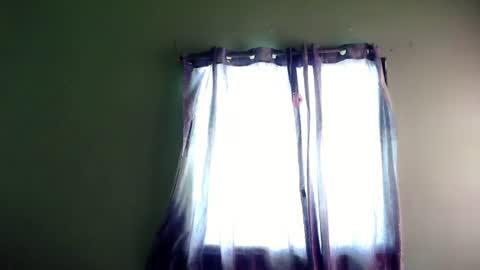 My name is Kel 18. 53 short and petite... online show from 01/04/25, 04:55