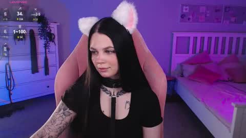 Kate online show from 10/10/25, 01:04