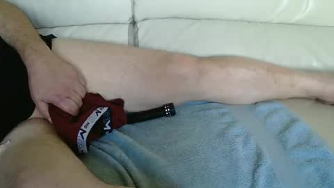 Snapshot of michelclaude chatting on 11/05/25, 02:39 michelclaude online show from 11/05/25, 02:39