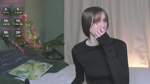 michele_mack online show from 12/02/25, 02:39