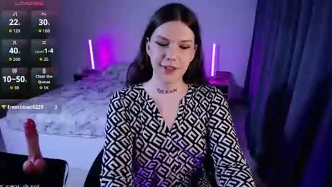 Snapshot of micheledoll chatting on 08/04/26, 08:00 MicheleDoll online show from 08/04/26, 08:00