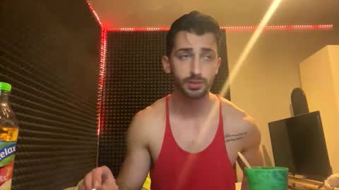 Snapshot of michelemagnetico chatting on 11/15/25, 09:54 michelemagnetico online show from 11/15/25, 09:54