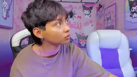 michell__petit_ online show from 10/28/25, 08:55