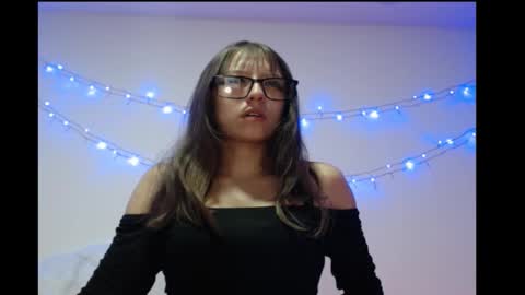 Snapshot of michell_bunny1 chatting on 02/13/26, 03:02 Michell online show from 02/13/26, 03:02