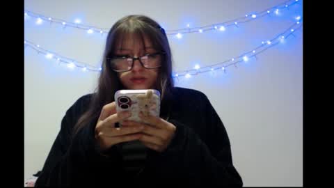 Snapshot of michell_bunny1 chatting on 03/19/26, 02:59 Michell online show from 03/19/26, 02:59