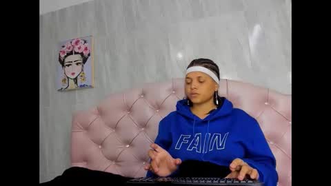 michell_rs online show from 01/11/25, 04:16