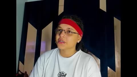 Snapshot of michell_rs chatting on 09/17/25, 04:58 michell_rs online show from 09/17/25, 04:58