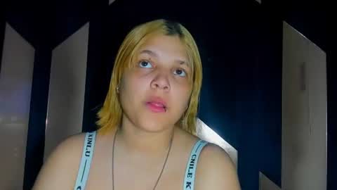 michell_rs online show from 11/09/25, 02:21