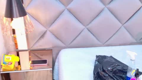 Snapshot of michell_starrr chatting on 05/26/26, 03:02 michell_starrr online show from 05/26/26, 03:02