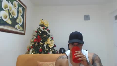 michelle_allen0104 online show from 12/03/24, 08:27