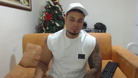 michelle_allen0104 online show from 01/16/25, 04:38